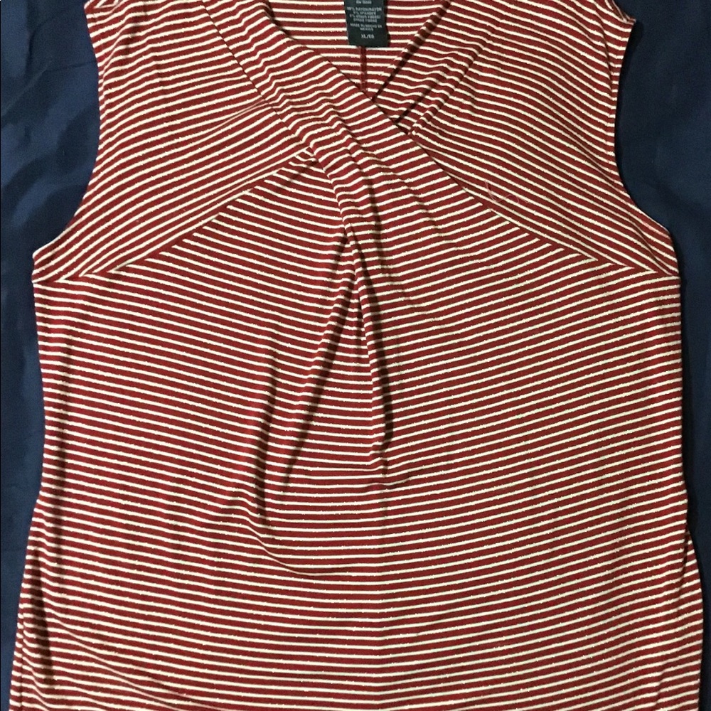 🌹 COVINGTON Sleeveless Shirt